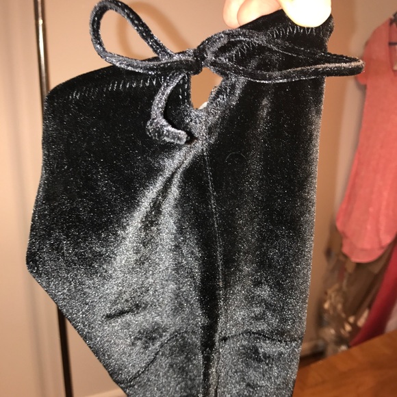 Thigh high boots - Picture 4 of 7